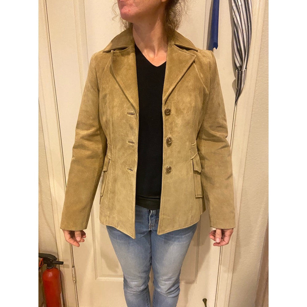Banana Republic 100% tan leather suede jacket